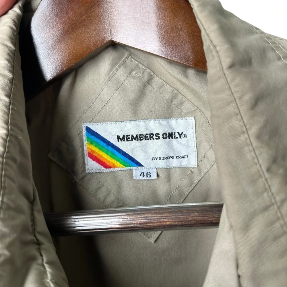 Vintage Members Only Size 46 Khaki Windbreaker Zip Up Jacket 80s Sportswear